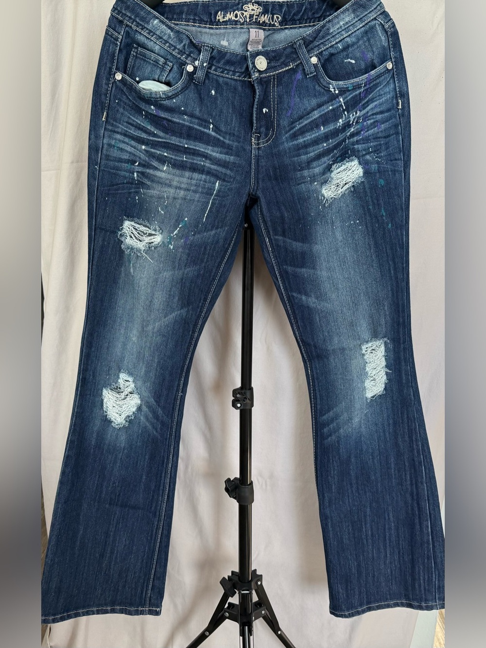 Almost famous blue jeans with‎